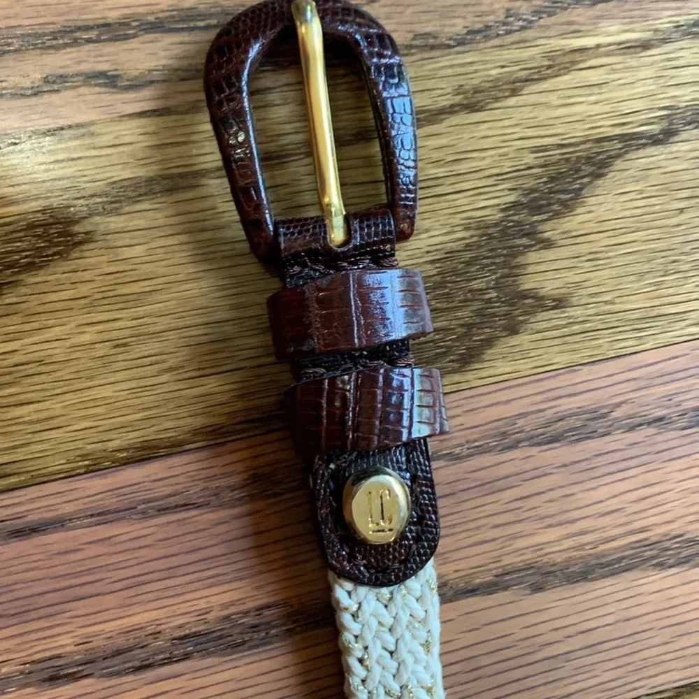 Liz Claiborne leather and cloth belt with gold metallic thread sz S
